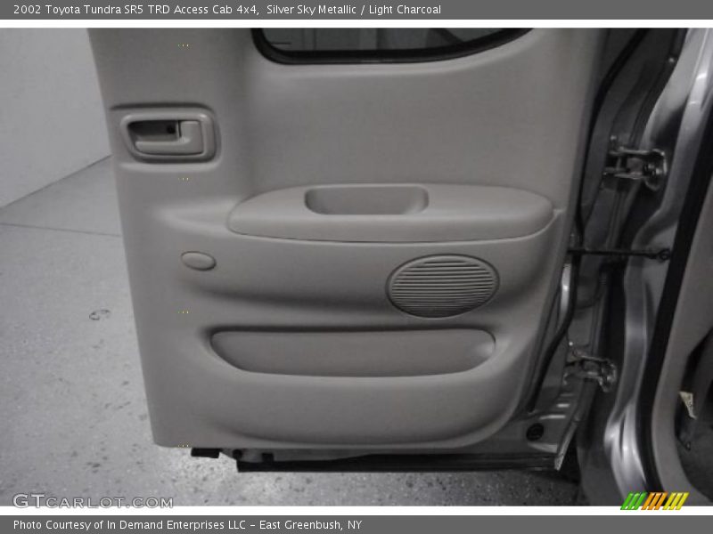 Silver Sky Metallic / Light Charcoal 2002 Toyota Tundra SR5 TRD Access Cab 4x4