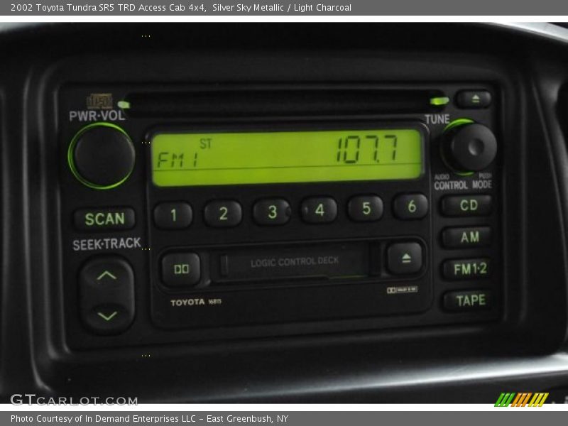 Silver Sky Metallic / Light Charcoal 2002 Toyota Tundra SR5 TRD Access Cab 4x4