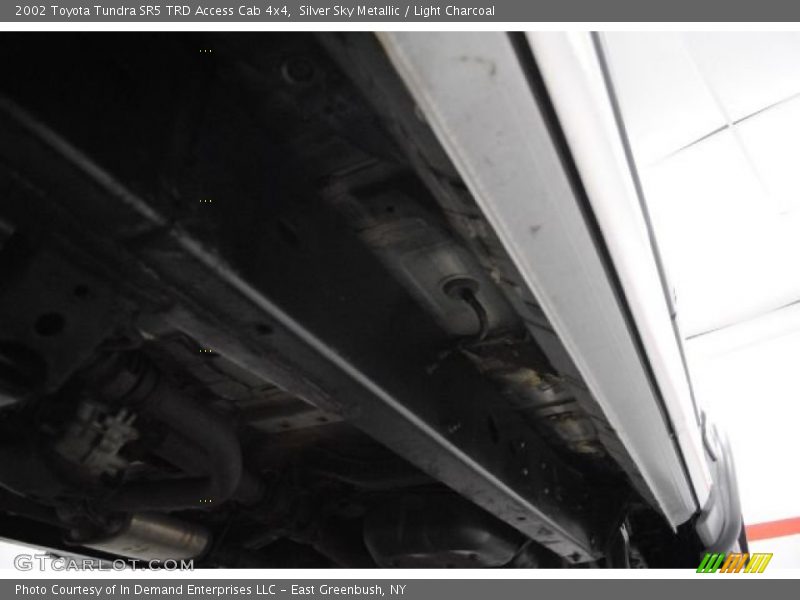 Silver Sky Metallic / Light Charcoal 2002 Toyota Tundra SR5 TRD Access Cab 4x4