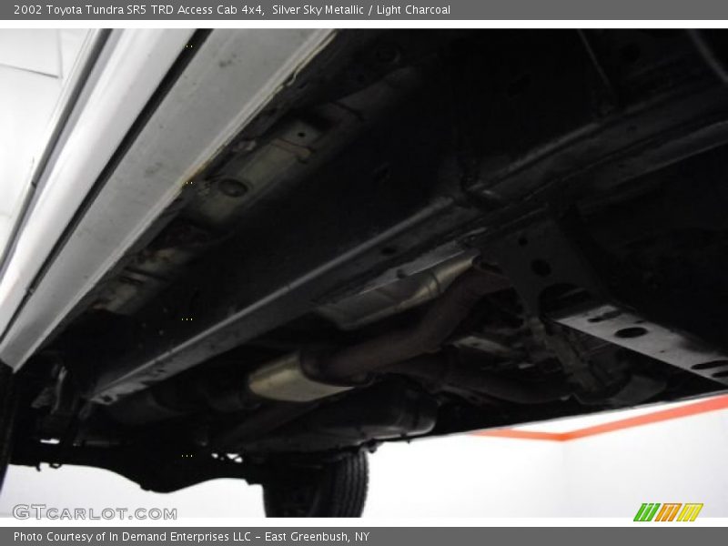 Silver Sky Metallic / Light Charcoal 2002 Toyota Tundra SR5 TRD Access Cab 4x4