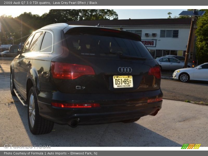 Lava Grey Pearl Effect / Black 2009 Audi Q7 3.0 TDI quattro