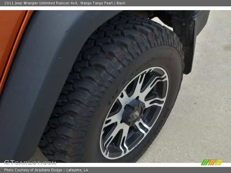 Mango Tango Pearl / Black 2011 Jeep Wrangler Unlimited Rubicon 4x4