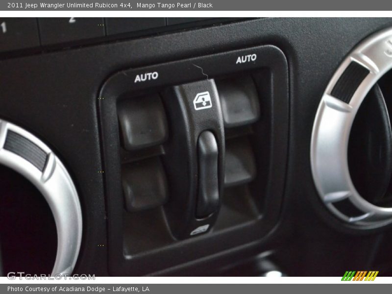 Mango Tango Pearl / Black 2011 Jeep Wrangler Unlimited Rubicon 4x4