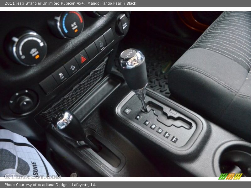 Mango Tango Pearl / Black 2011 Jeep Wrangler Unlimited Rubicon 4x4