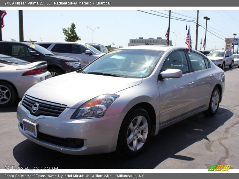 Radiant Silver Metallic / Charcoal 2009 Nissan Altima 2.5 SL