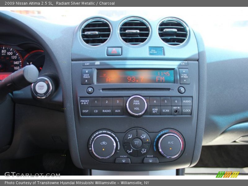 Radiant Silver Metallic / Charcoal 2009 Nissan Altima 2.5 SL