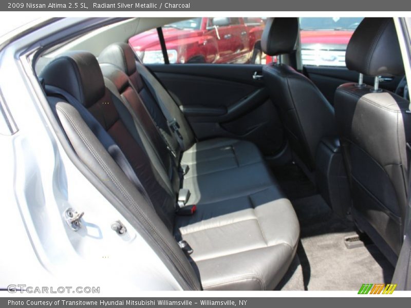 Radiant Silver Metallic / Charcoal 2009 Nissan Altima 2.5 SL