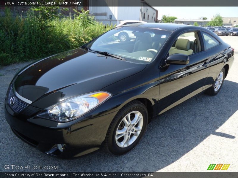 Black / Ivory 2004 Toyota Solara SE Coupe