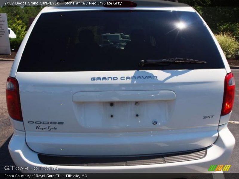 Stone White / Medium Slate Gray 2007 Dodge Grand Caravan SXT