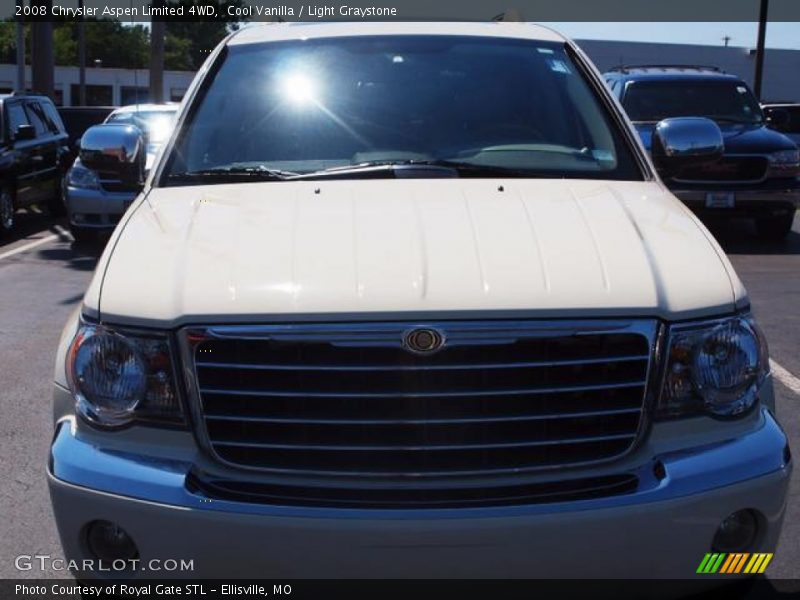 Cool Vanilla / Light Graystone 2008 Chrysler Aspen Limited 4WD