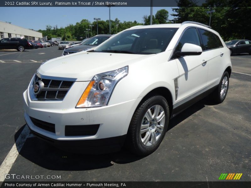 Front 3/4 View of 2012 SRX Luxury