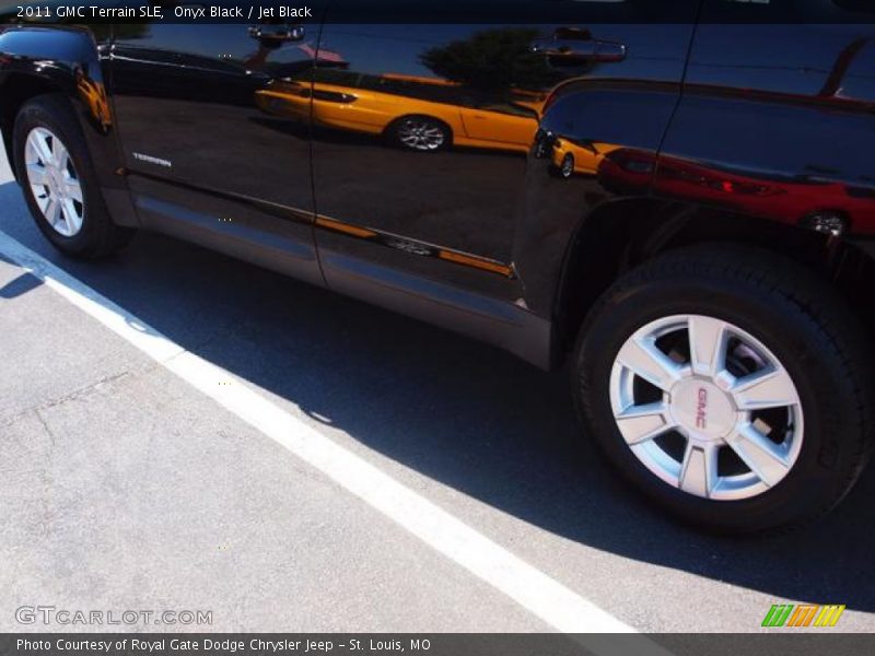 Onyx Black / Jet Black 2011 GMC Terrain SLE