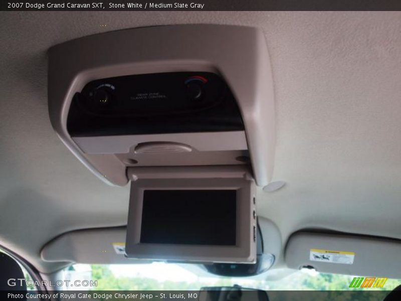 Stone White / Medium Slate Gray 2007 Dodge Grand Caravan SXT