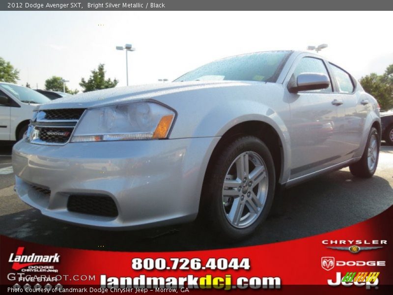 Bright Silver Metallic / Black 2012 Dodge Avenger SXT