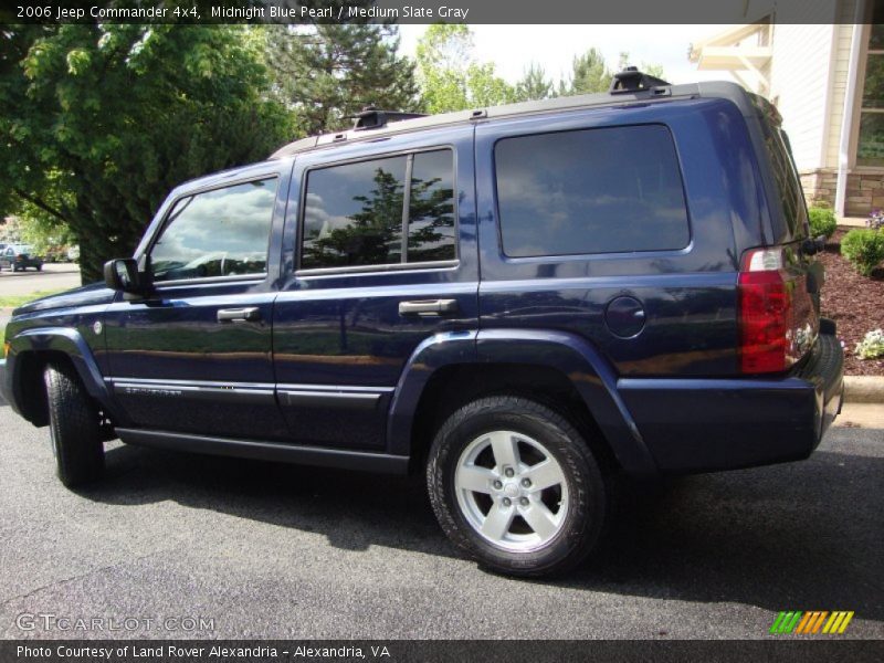 Midnight Blue Pearl / Medium Slate Gray 2006 Jeep Commander 4x4