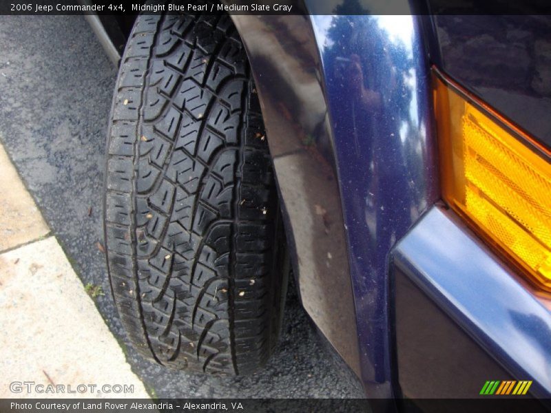 Midnight Blue Pearl / Medium Slate Gray 2006 Jeep Commander 4x4