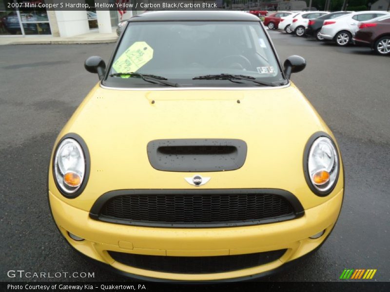 Mellow Yellow / Carbon Black/Carbon Black 2007 Mini Cooper S Hardtop