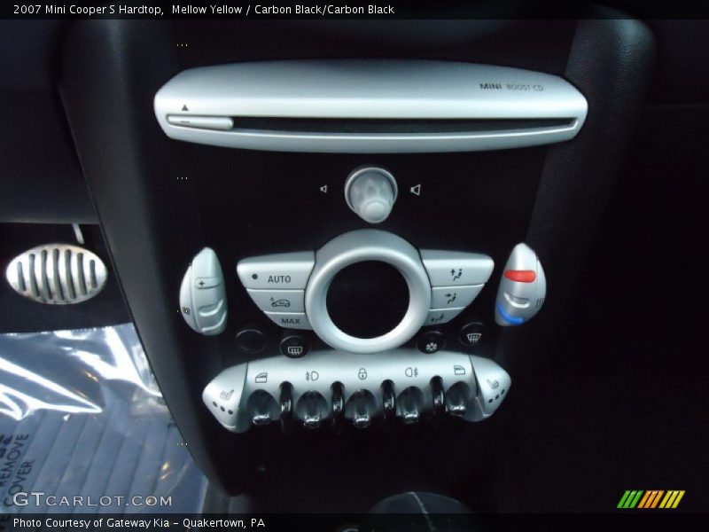 Mellow Yellow / Carbon Black/Carbon Black 2007 Mini Cooper S Hardtop