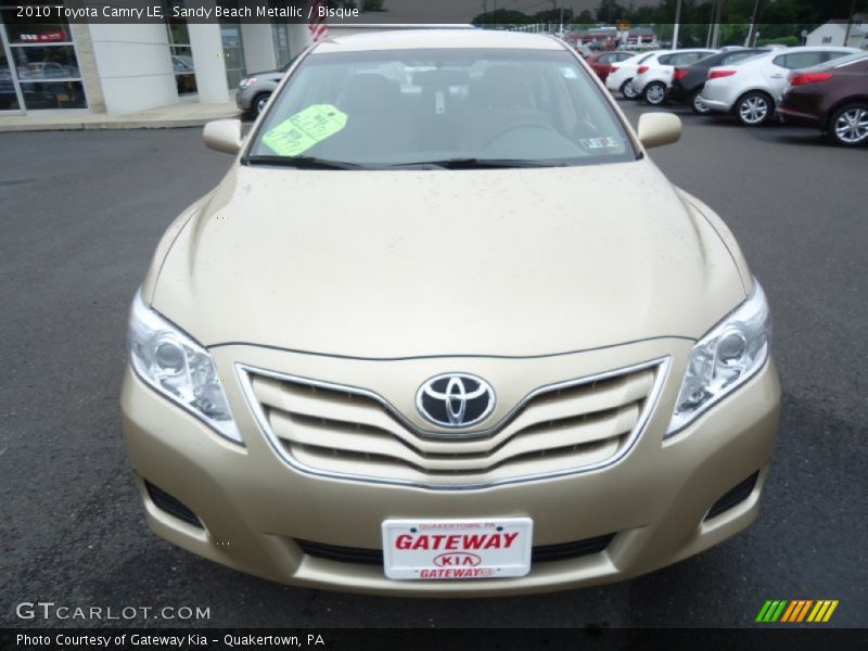 Sandy Beach Metallic / Bisque 2010 Toyota Camry LE