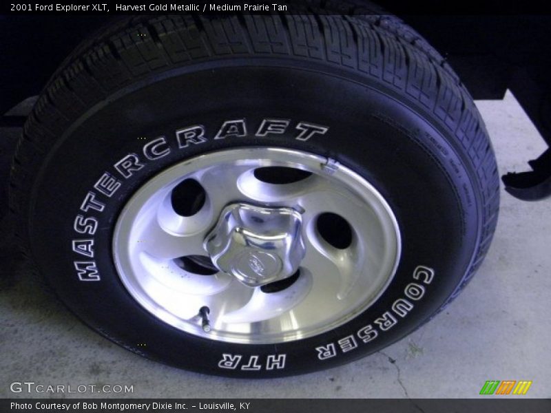 Harvest Gold Metallic / Medium Prairie Tan 2001 Ford Explorer XLT