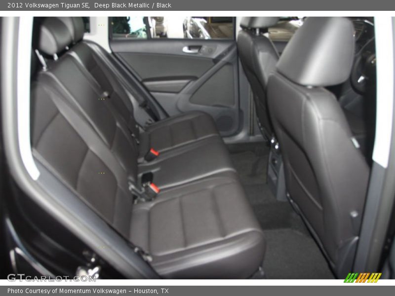 Deep Black Metallic / Black 2012 Volkswagen Tiguan SE