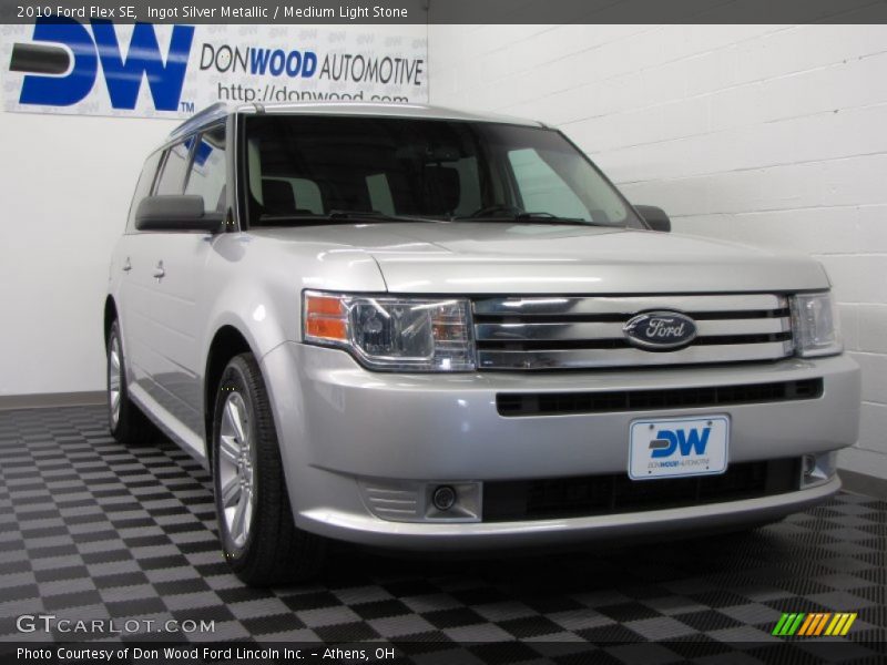 Ingot Silver Metallic / Medium Light Stone 2010 Ford Flex SE