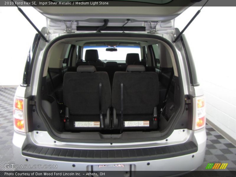 Ingot Silver Metallic / Medium Light Stone 2010 Ford Flex SE