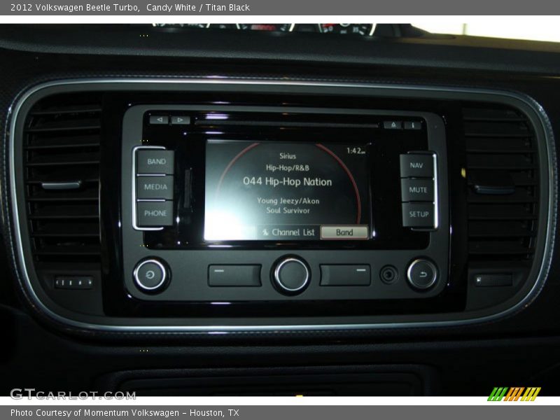 Candy White / Titan Black 2012 Volkswagen Beetle Turbo
