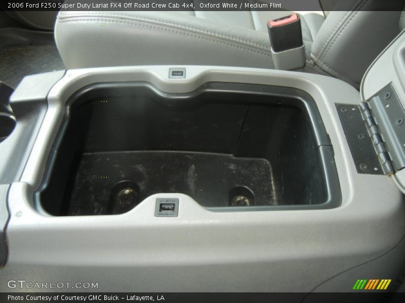 Oxford White / Medium Flint 2006 Ford F250 Super Duty Lariat FX4 Off Road Crew Cab 4x4