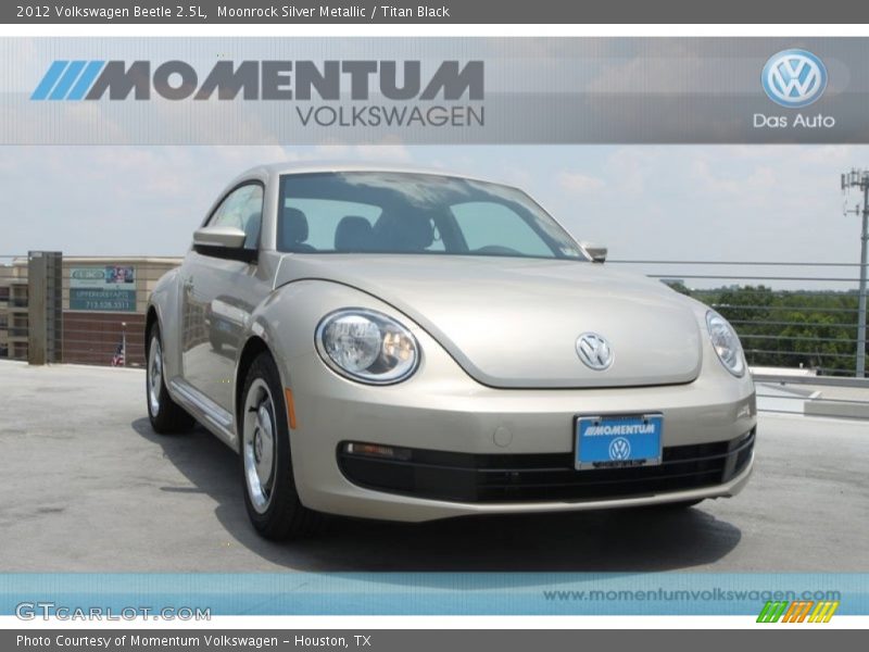 Moonrock Silver Metallic / Titan Black 2012 Volkswagen Beetle 2.5L