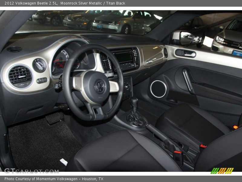 Moonrock Silver Metallic / Titan Black 2012 Volkswagen Beetle 2.5L
