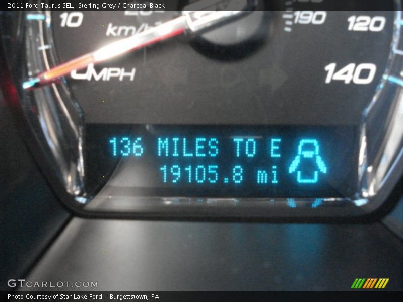 Sterling Grey / Charcoal Black 2011 Ford Taurus SEL