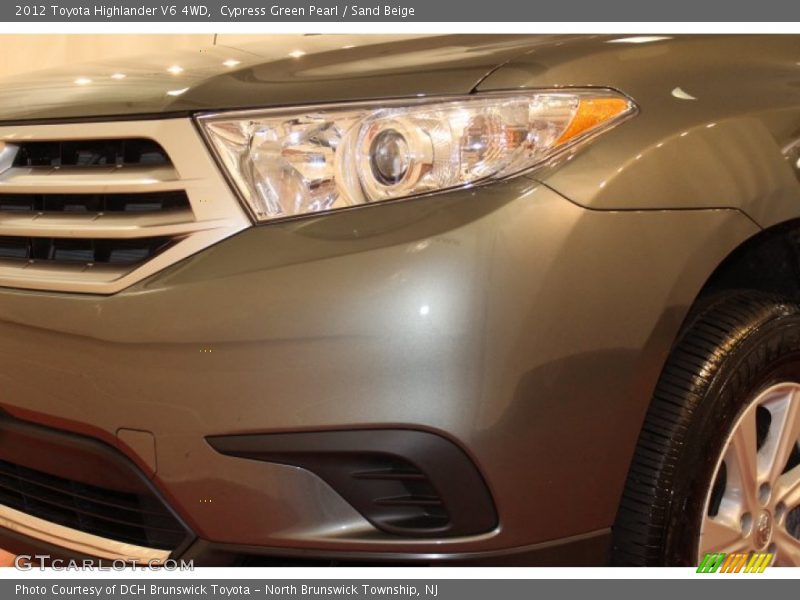 Cypress Green Pearl / Sand Beige 2012 Toyota Highlander V6 4WD