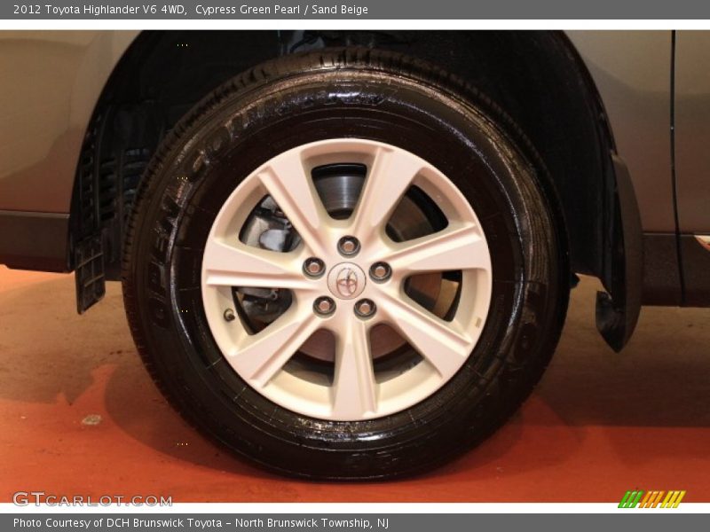 Cypress Green Pearl / Sand Beige 2012 Toyota Highlander V6 4WD