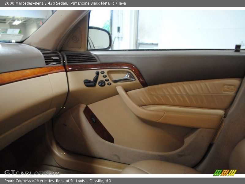 Almandine Black Metallic / Java 2000 Mercedes-Benz S 430 Sedan