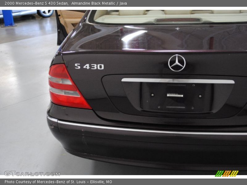 Almandine Black Metallic / Java 2000 Mercedes-Benz S 430 Sedan