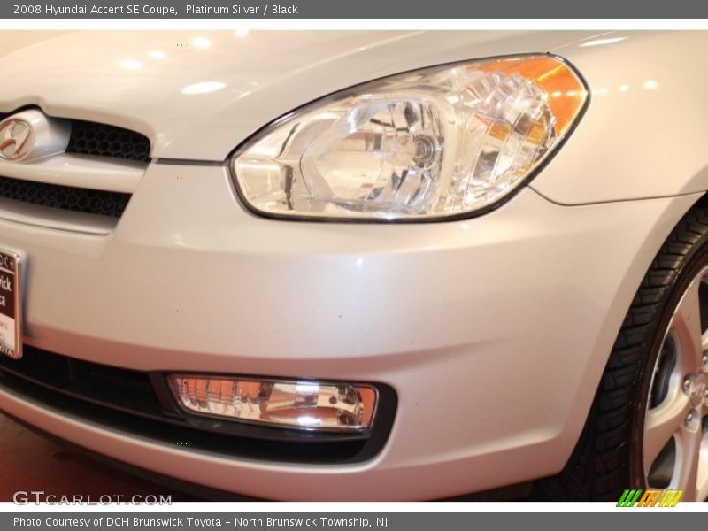 Platinum Silver / Black 2008 Hyundai Accent SE Coupe