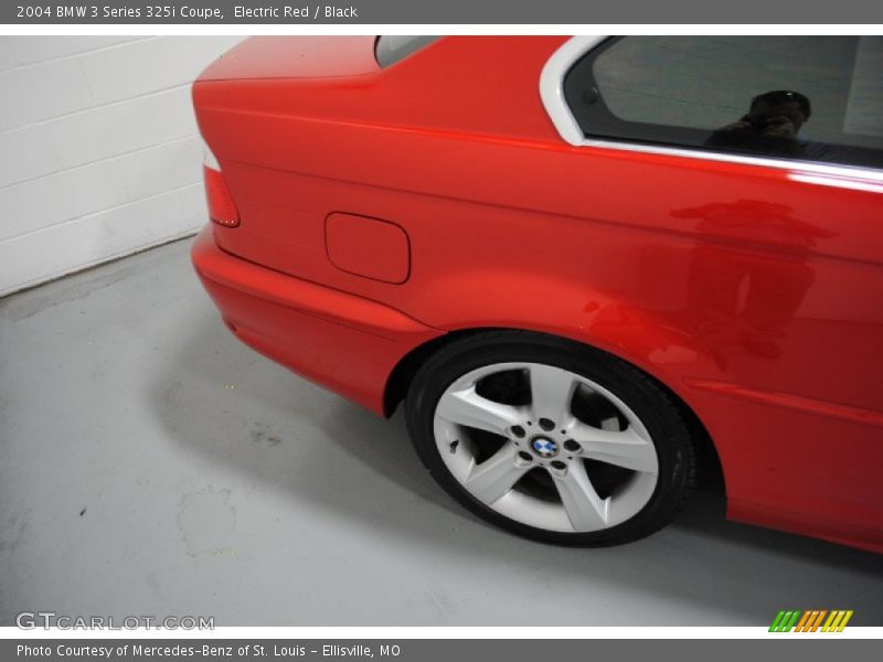 Electric Red / Black 2004 BMW 3 Series 325i Coupe