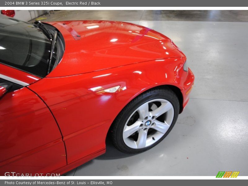Electric Red / Black 2004 BMW 3 Series 325i Coupe