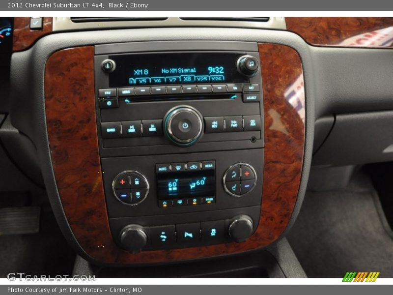 Black / Ebony 2012 Chevrolet Suburban LT 4x4