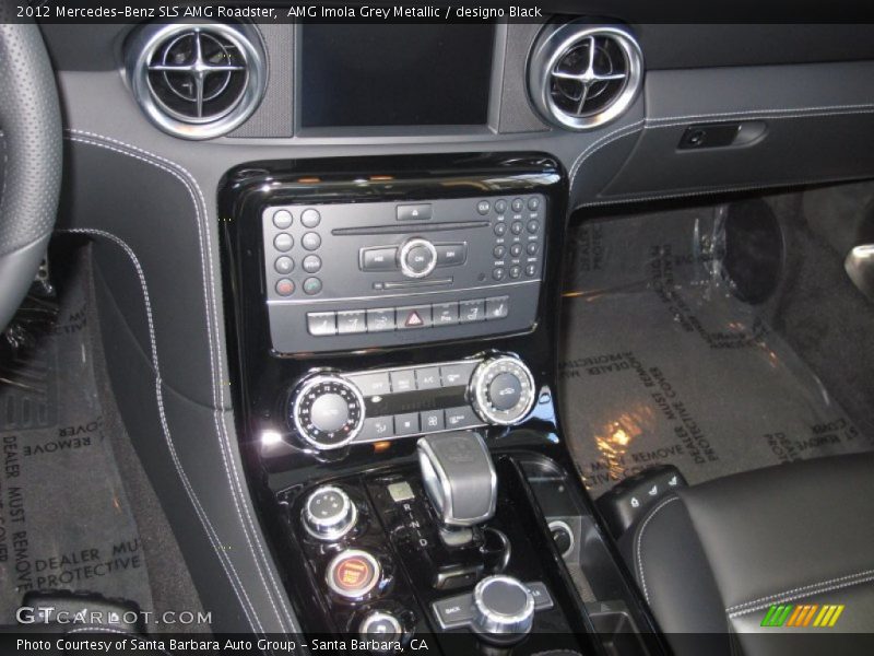 Controls of 2012 SLS AMG Roadster