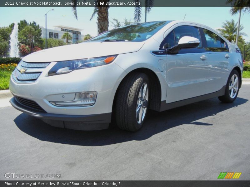 Front 3/4 View of 2012 Volt Hatchback