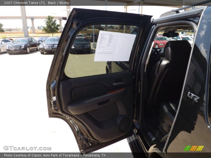 Black / Ebony 2007 Chevrolet Tahoe LTZ