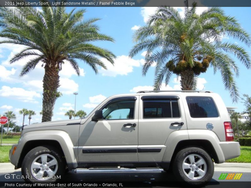 Light Sandstone Metallic / Pastel Pebble Beige 2011 Jeep Liberty Sport