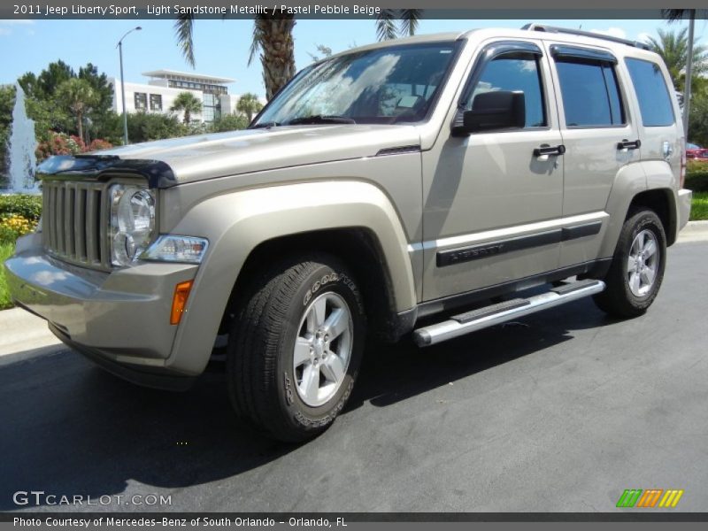 Light Sandstone Metallic / Pastel Pebble Beige 2011 Jeep Liberty Sport