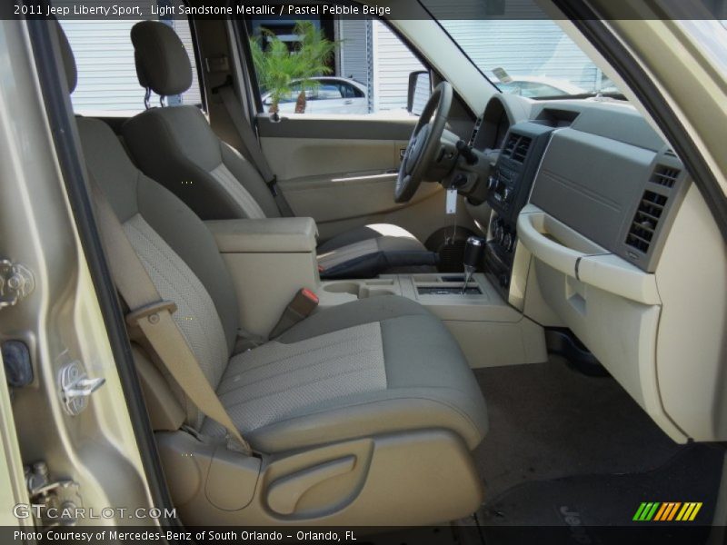 Light Sandstone Metallic / Pastel Pebble Beige 2011 Jeep Liberty Sport
