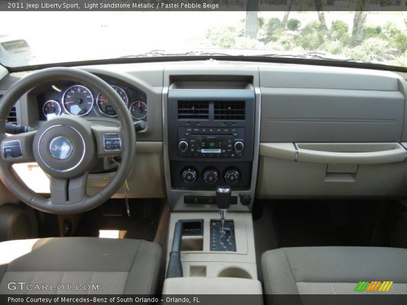 Light Sandstone Metallic / Pastel Pebble Beige 2011 Jeep Liberty Sport