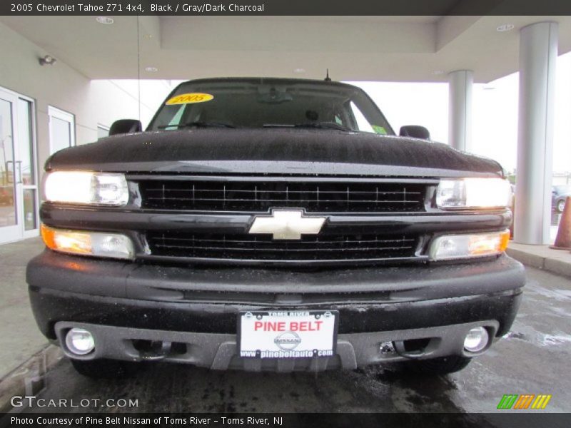 Black / Gray/Dark Charcoal 2005 Chevrolet Tahoe Z71 4x4