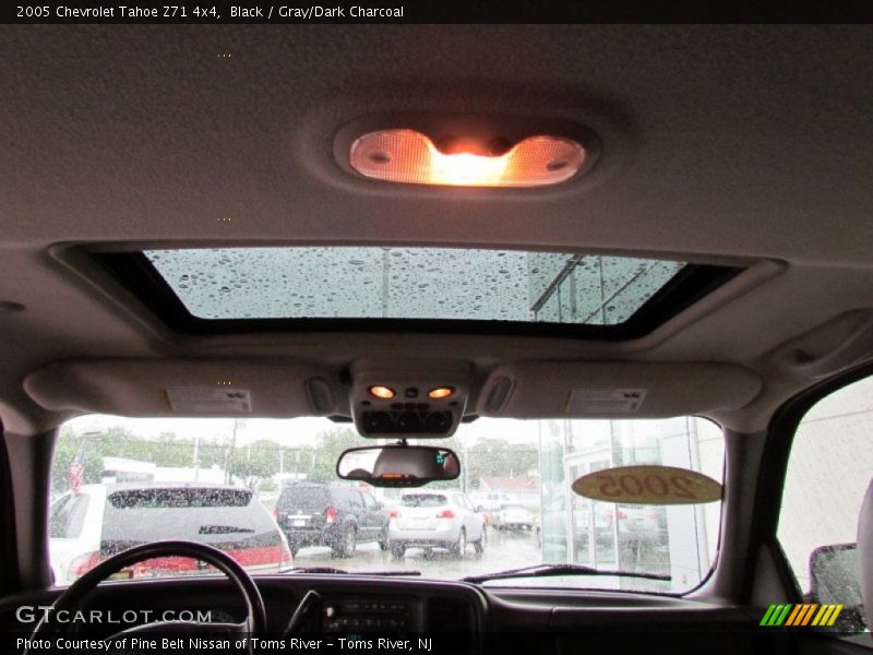 Black / Gray/Dark Charcoal 2005 Chevrolet Tahoe Z71 4x4
