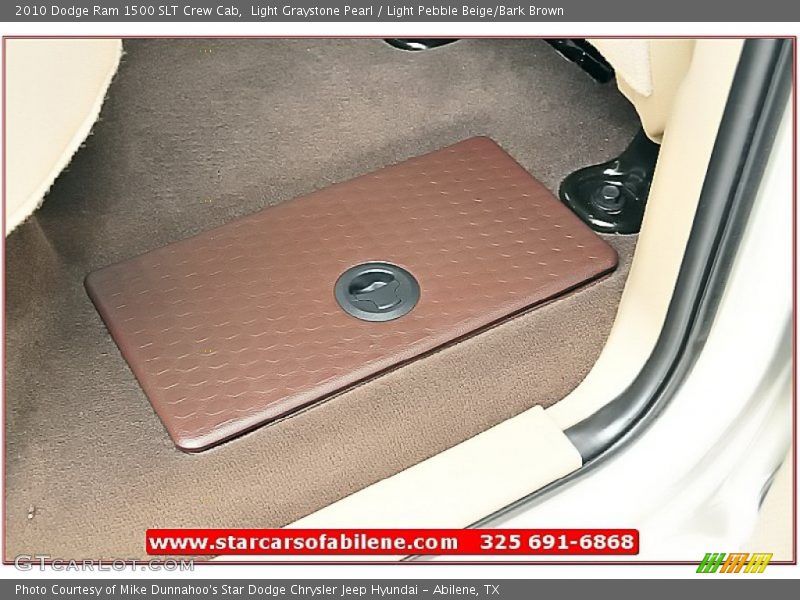 Light Graystone Pearl / Light Pebble Beige/Bark Brown 2010 Dodge Ram 1500 SLT Crew Cab